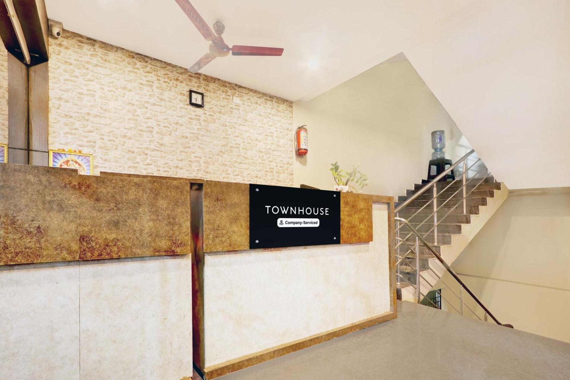 Hotel Super Townhouse Daba Garden Road Visakhapatnam Exterior foto