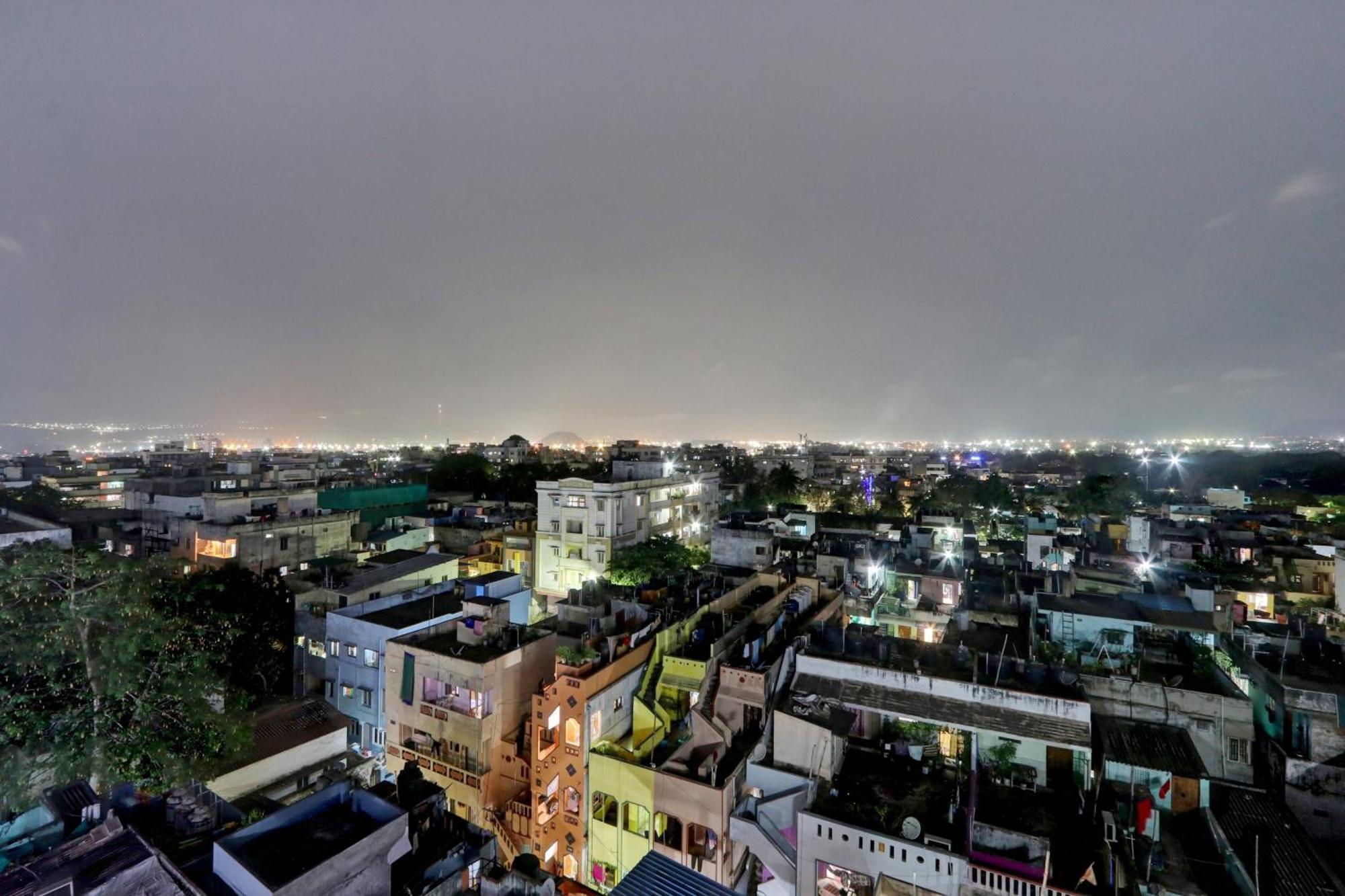 Hotel Super Townhouse Daba Garden Road Visakhapatnam Exterior foto